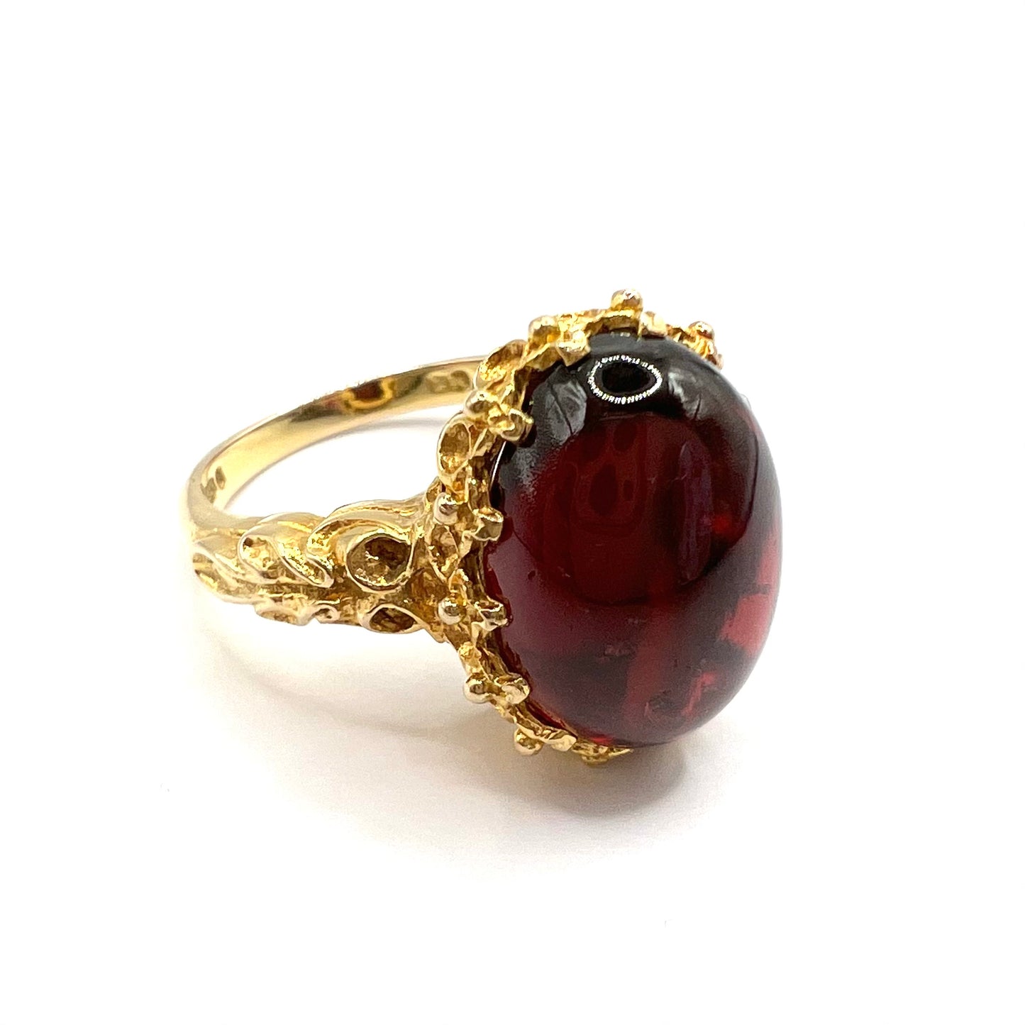 Antique 9ct Gold Oval Cabuchon Garnet Cocktail Ring, Size M