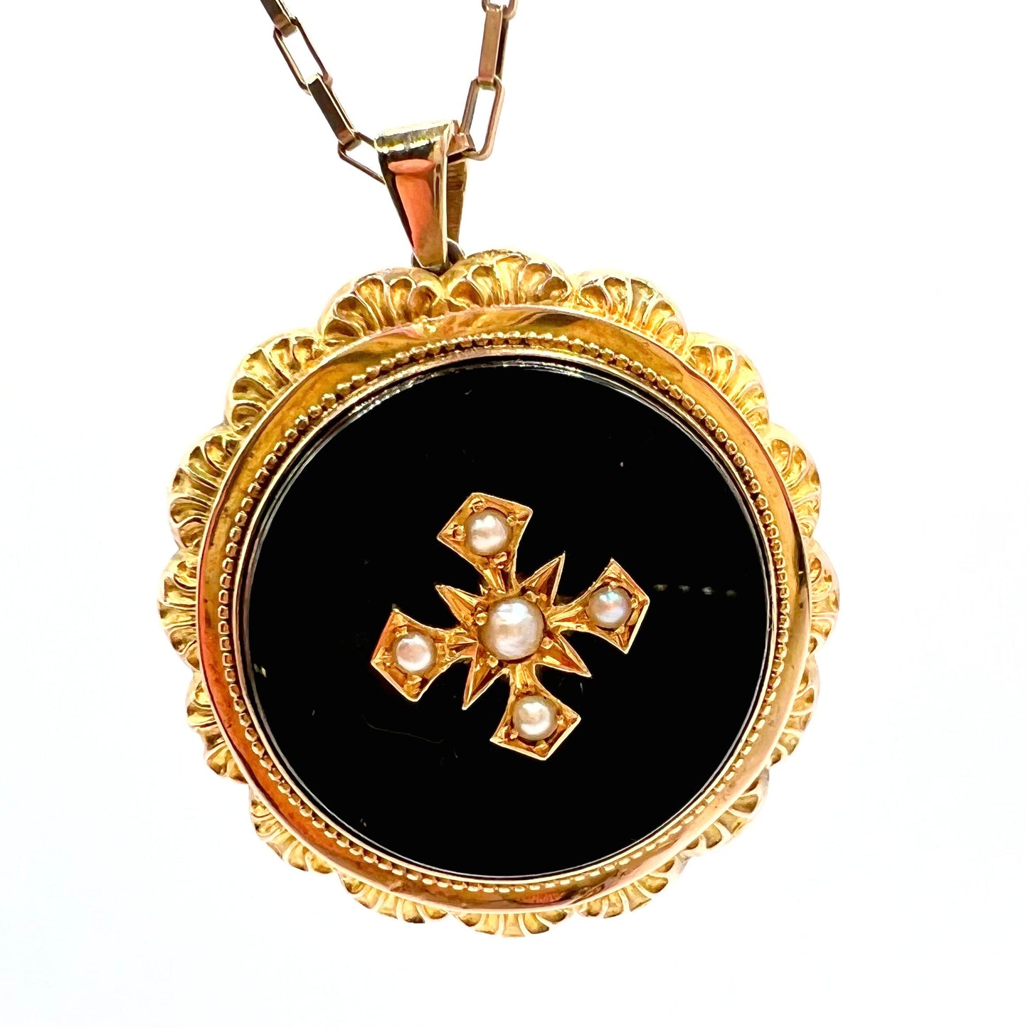 Victorian gold, pearl and black enamel round mourning picture locket, 3cm diameter