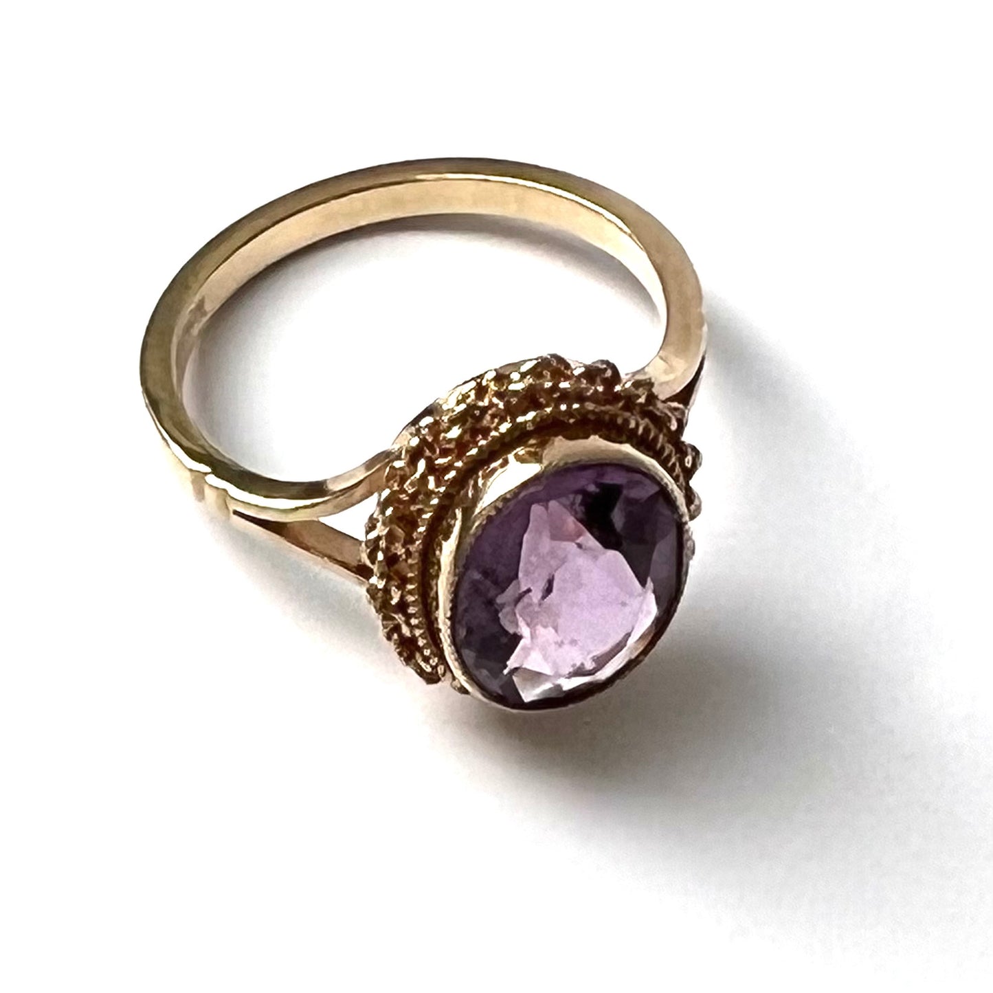 Delicate Antique 9ct Gold Oval Cut Amethyst Dress Ring, Size M