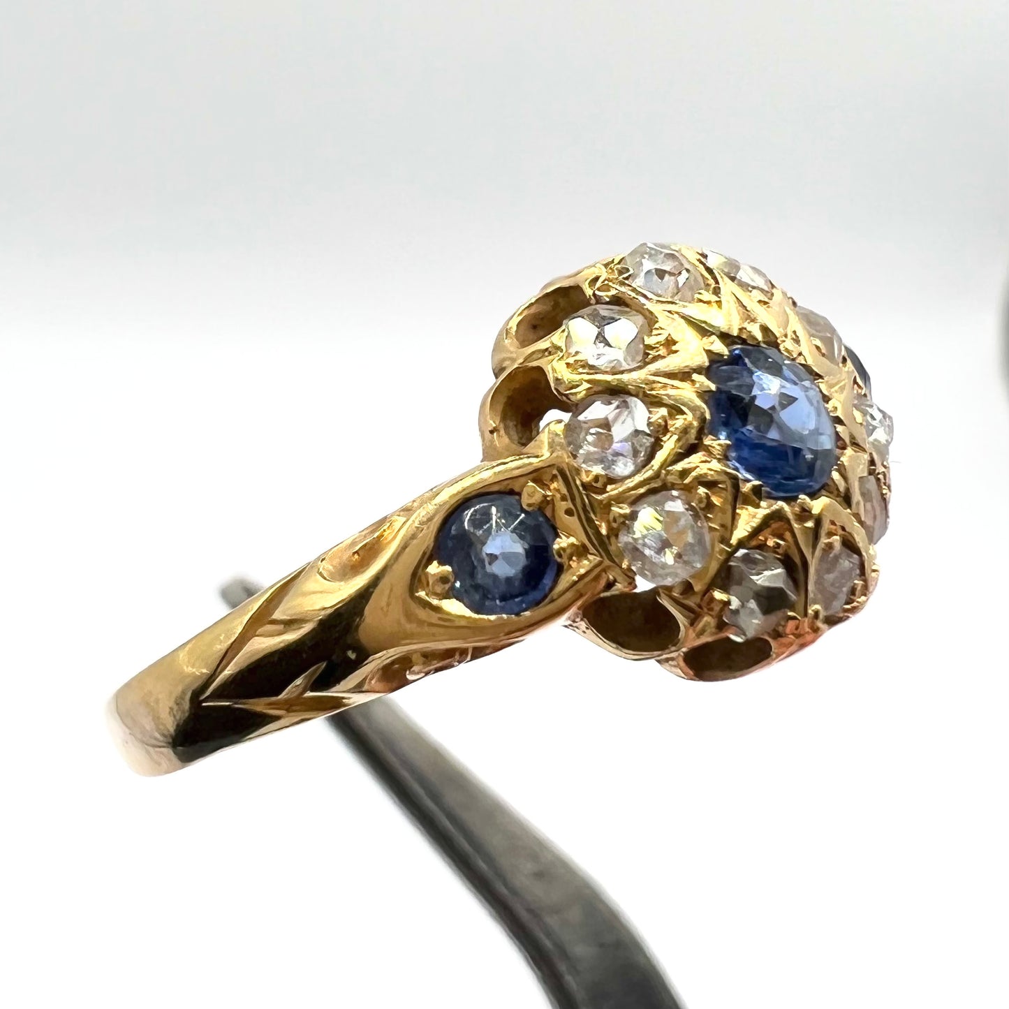 Victorian 18ct Gold Sapphire and Rose Cut Diamond Cluster Ring, Size M