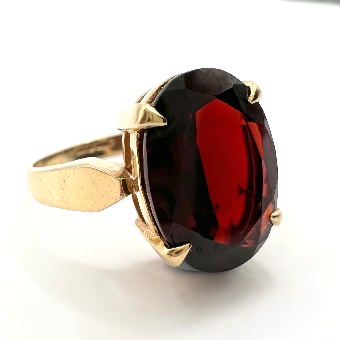 Vintage 9ct Gold Oval Cut Garnet Cocktail Ring, Size M