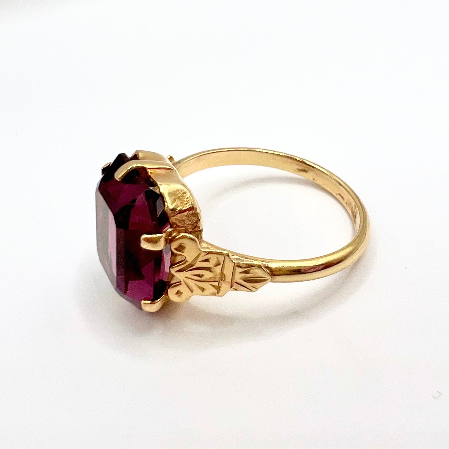 Antique 9ct Gold Octagon Cut Amethyst Dress Ring, Size M