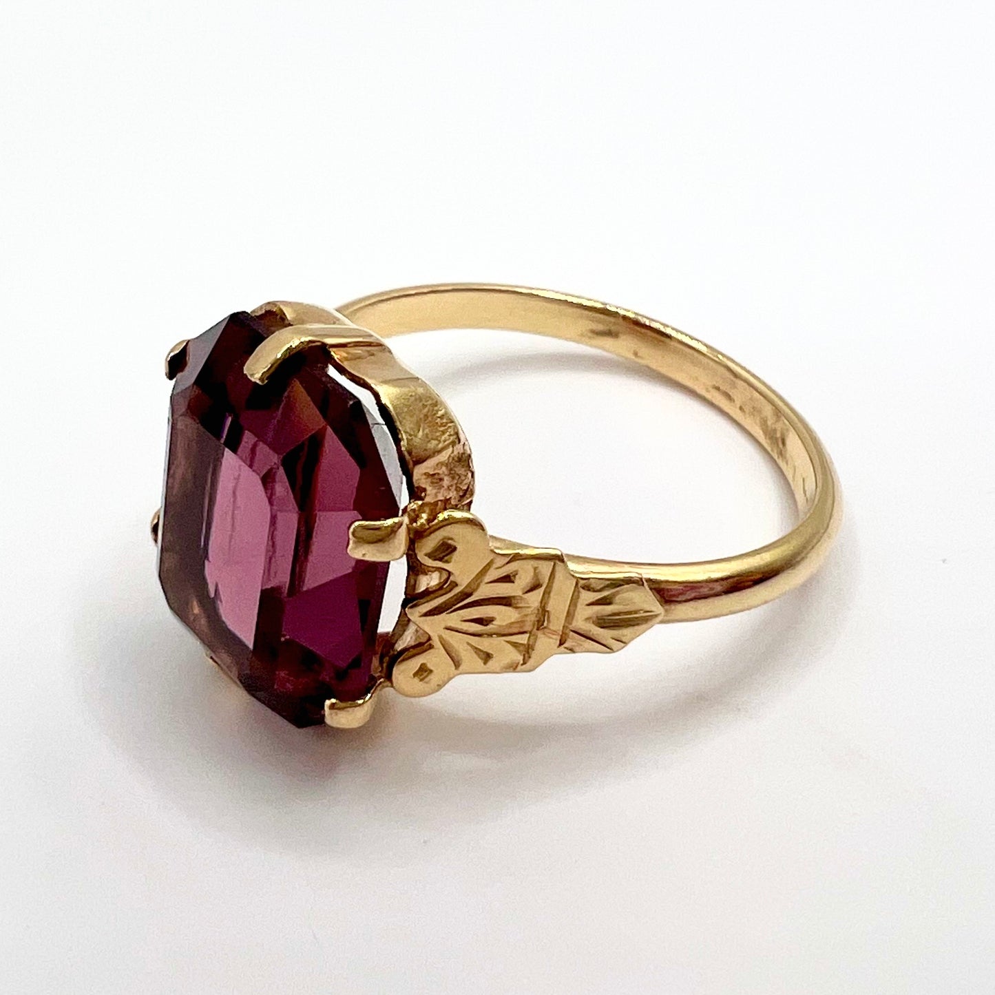 Antique 9ct Gold Octagon Cut Amethyst Dress Ring, Size M